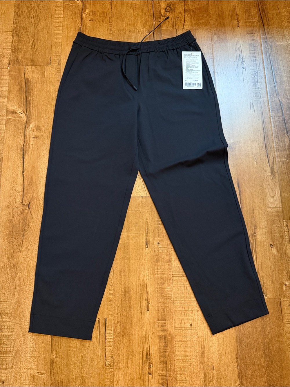 Women’s NWT mid-rise 7/8 Pant Luxtreme Black Pant